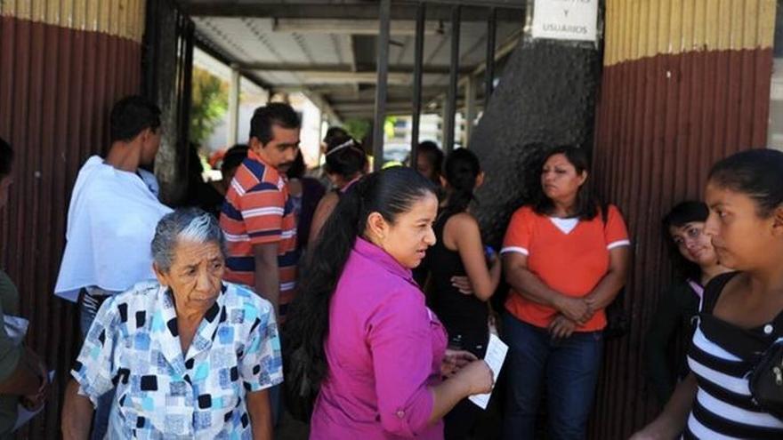 Una cesárea salva a Beatriz después de que se le negara el aborto