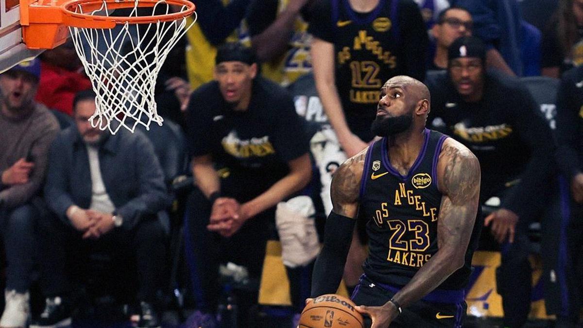 LeBron James hace olvidar a Luka Doncic en los Lakers