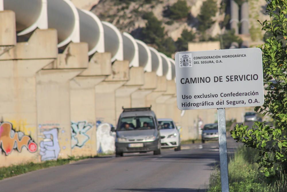 La CHS dice que la carretera de "los tubos" es de su uso exclusivo al cabo de 40 años