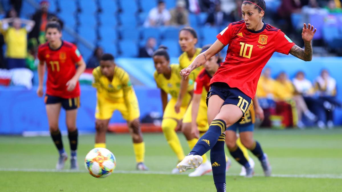 Jennifer Hermoso en el primer partido de la Selección española de fútbol femenino en el Mundial