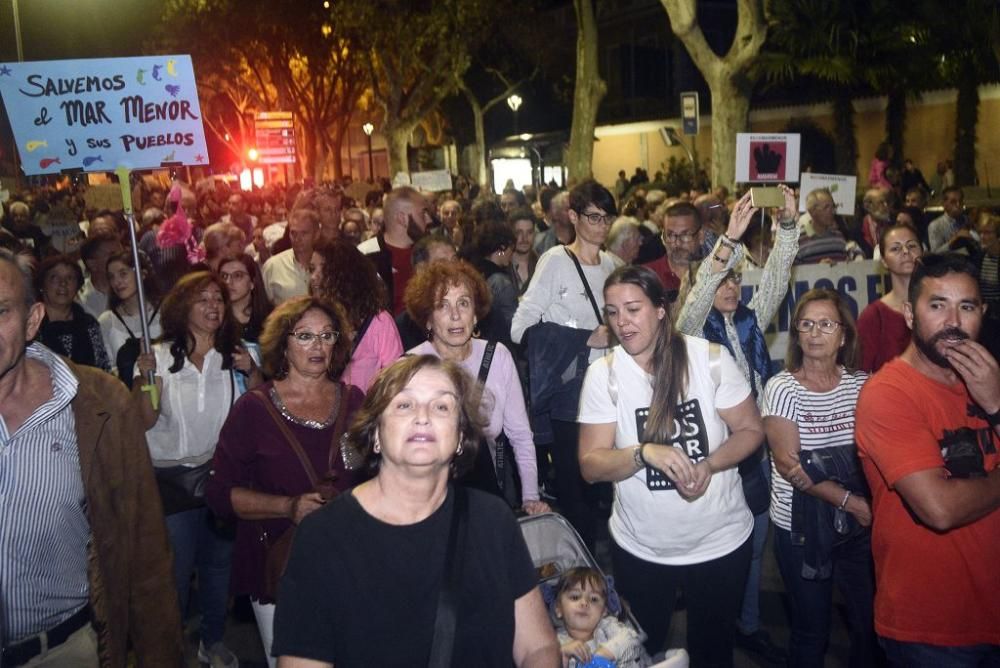 Manifestación en Cartagena: 55.000 personas claman por el Mar Menor (II)