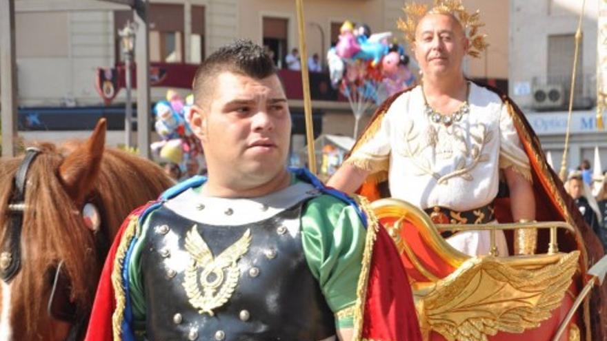 Buen tiempo y calor en la Procesión del Penitente de Cieza 2014