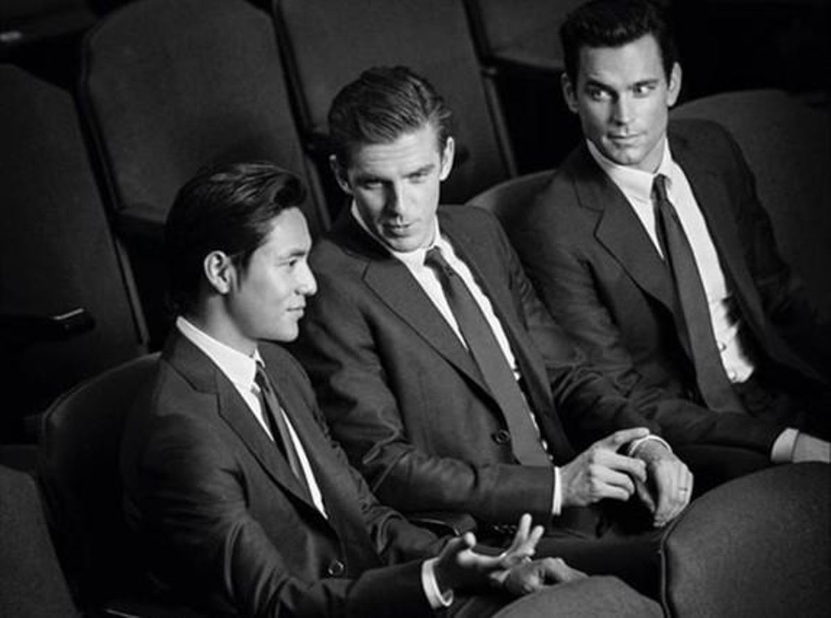 Els actors Matt Bomer, Dan Stevens i Chen Kun es vesteixen a mida per a Armani. Els actors Matt Bomer, Dan Stevens i Chen Kun es vesteixen a mida per a Armani.