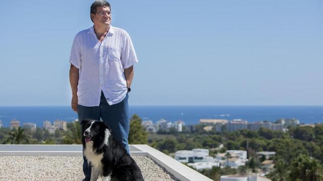 José Luis Escrivá: "Esta crisis es temporal"