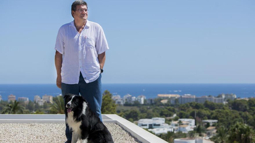 José Luis Escrivá: "Esta crisis es temporal"