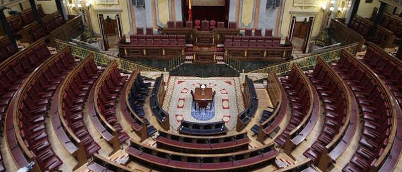 Diputados y senadores cobran 603.000 euros en 127 días