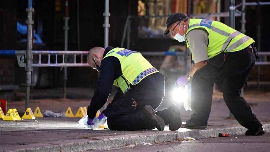 Al menos un muerto y cuatro heridos en un tiroteo en Suecia