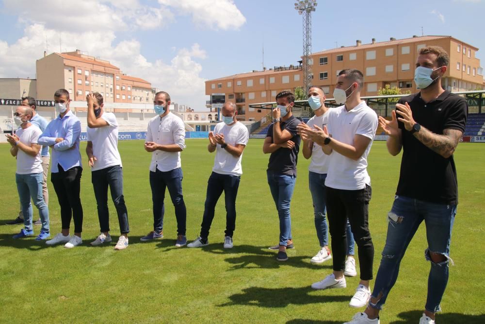 El Alcoyano celebra el ascenso a Segunda B