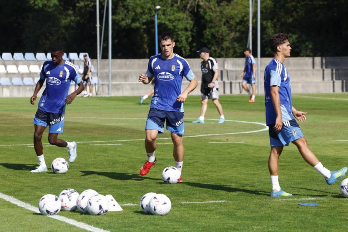 EN IMÁGENES: Así fue el primer entrenamiento de la temporada 26-27 para el Real Oviedo