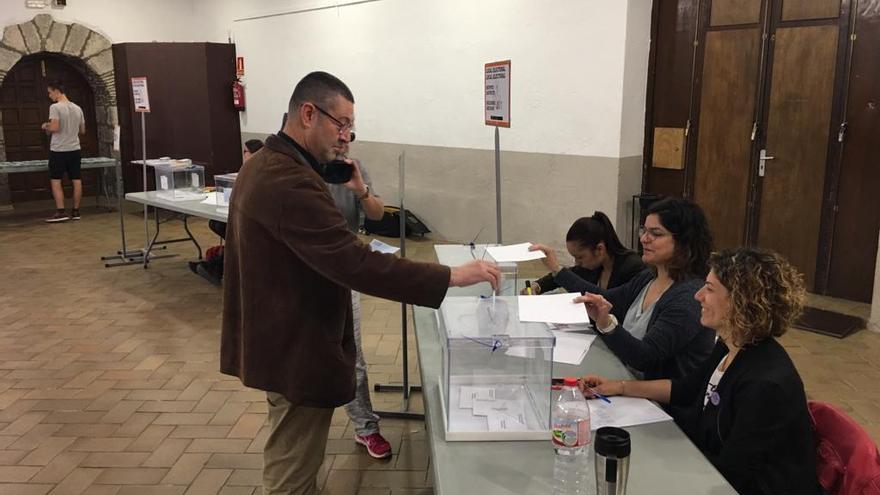 L&#039;alcalde de Castelló, Salvi Güell, ha estat un dels primers a votar