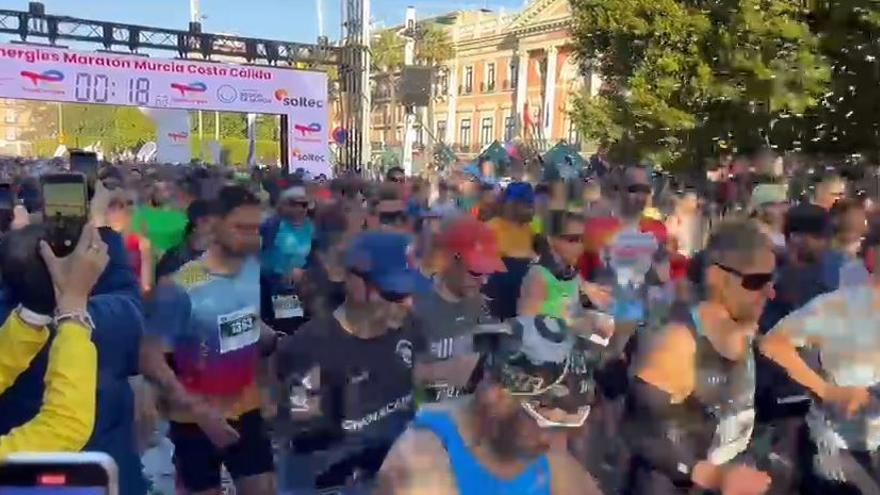 VÍDEO: Así ha sido la salida de la TotalEnergies Murcia Maratón Costa Cálida