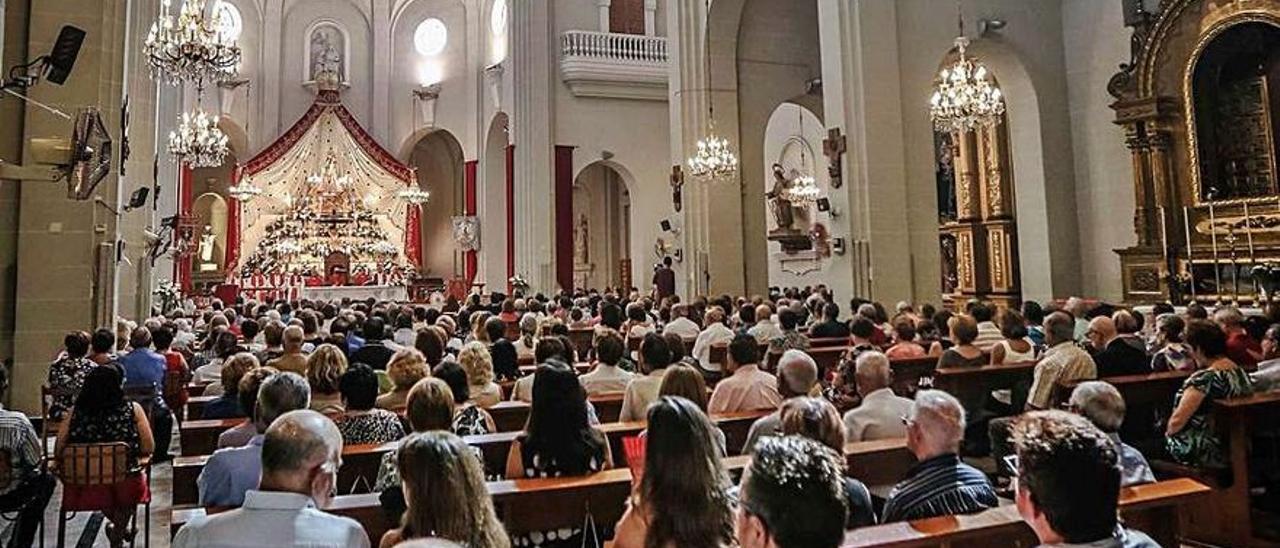 El 30 % de los contribuyentes marca la casilla de la Iglesia en la declaración de la renta - Levante-EMV El 30 % de los contribuyentes marca la casilla de la Iglesia en la declaración de la renta - Levante-EMV
