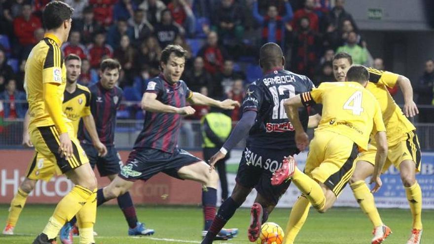 El Huesca buscará en El Sadar sellar la permanencia en Segunda