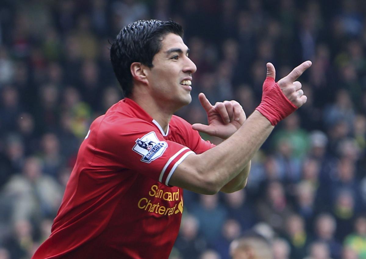 Luis Suárez celebra un gol con el Liverpool