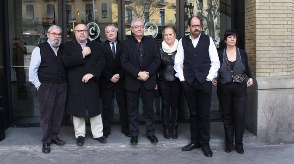 L’equip directiu de Focus, amb Daniel Martínez al centre, a la porta del Teatre Goya. L’equip directiu de Focus, amb Daniel Martínez al centre, a la porta del Teatre Goya.