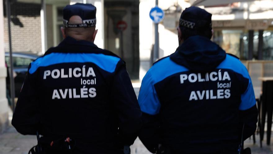 Agentes de la Policía Local de Avilés en una imagen de archivo