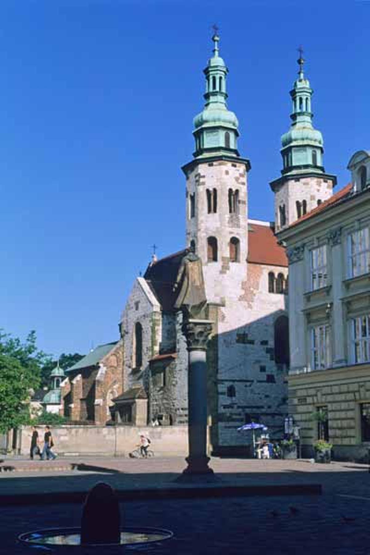 La iglesia de San Andrés de Cracovia data del siglo XI. La iglesia de San Andrés de Cracovia data del siglo XI.