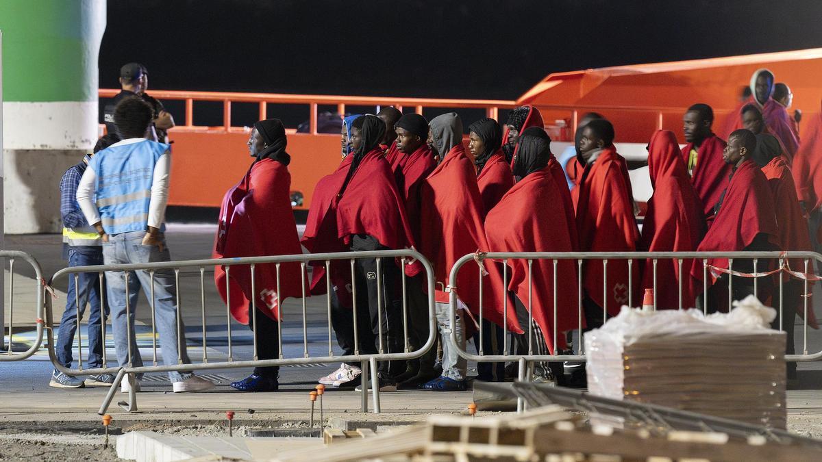 Una segunda embarcación eleva a 113 los migrantes rescatados en aguas próximas a Lanzarote