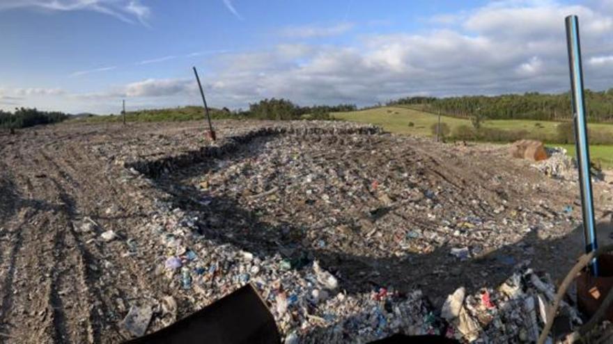 La saturación del vertedero de Serra do Barbanza pone en jaque la recogida de basura en 9 concellos