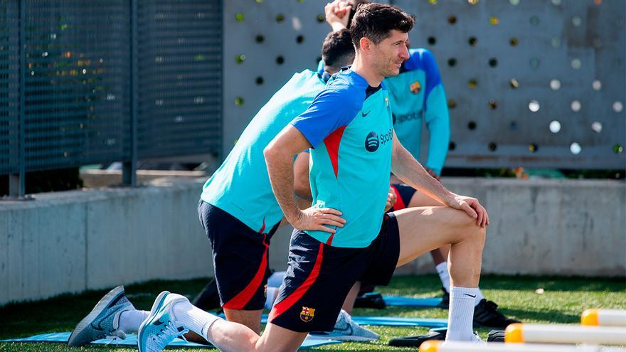 El Barça se ejercita con la mente puesta en el partido en Pilsen