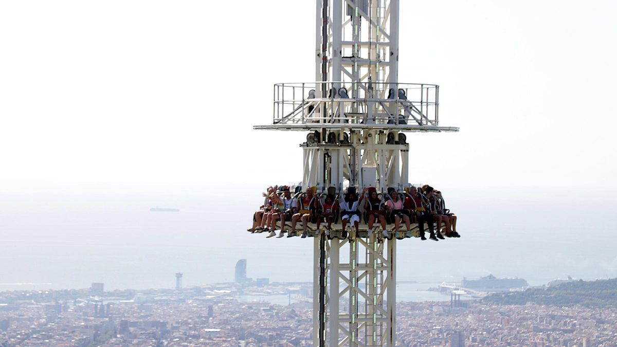 Atracción 'Merlí', la caída libre del parque Tibidabo de Barcelona