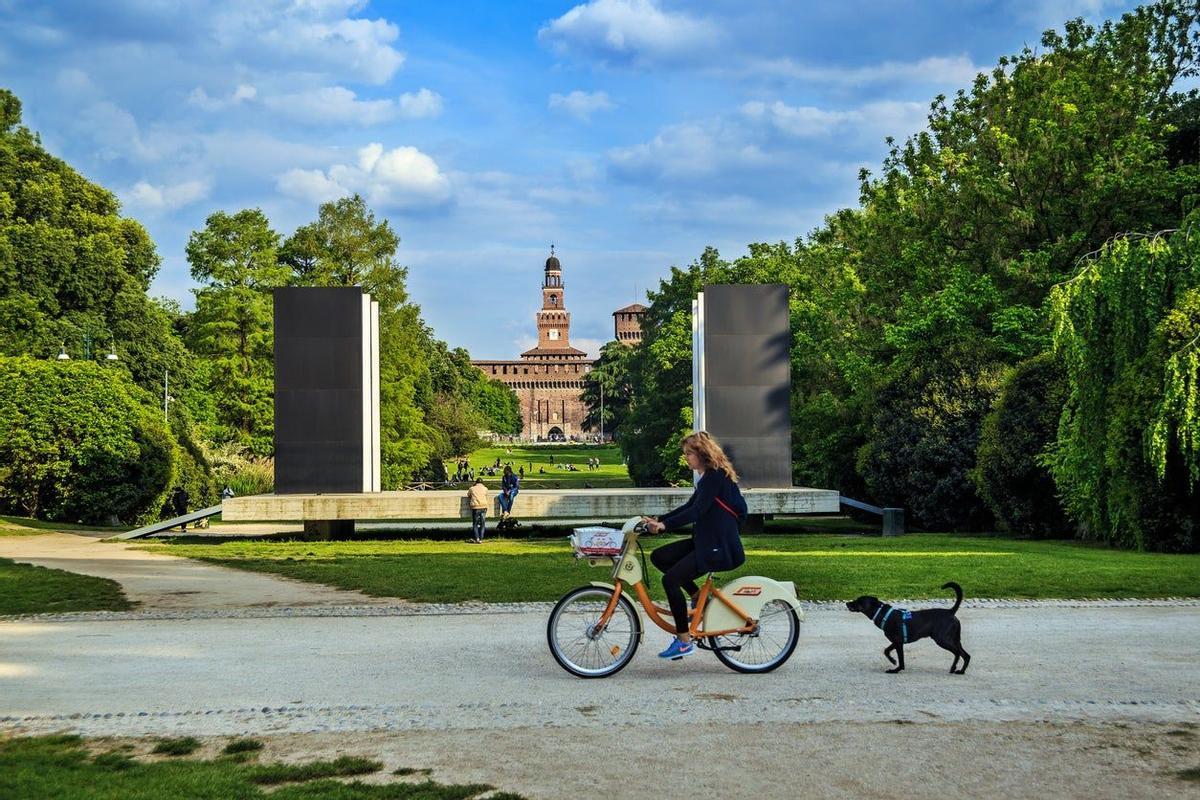 Milan, mascota