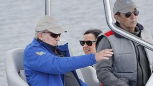 El rey Juan Carlos y la infanta Elena asisten una regata en Sanxenxo