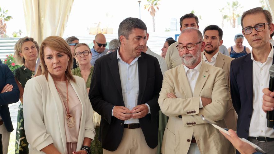 Mazón, a Sánchez: "¿No le basta con dejarnos abandonados en la dana? ¿Por qué tanto bulo?"