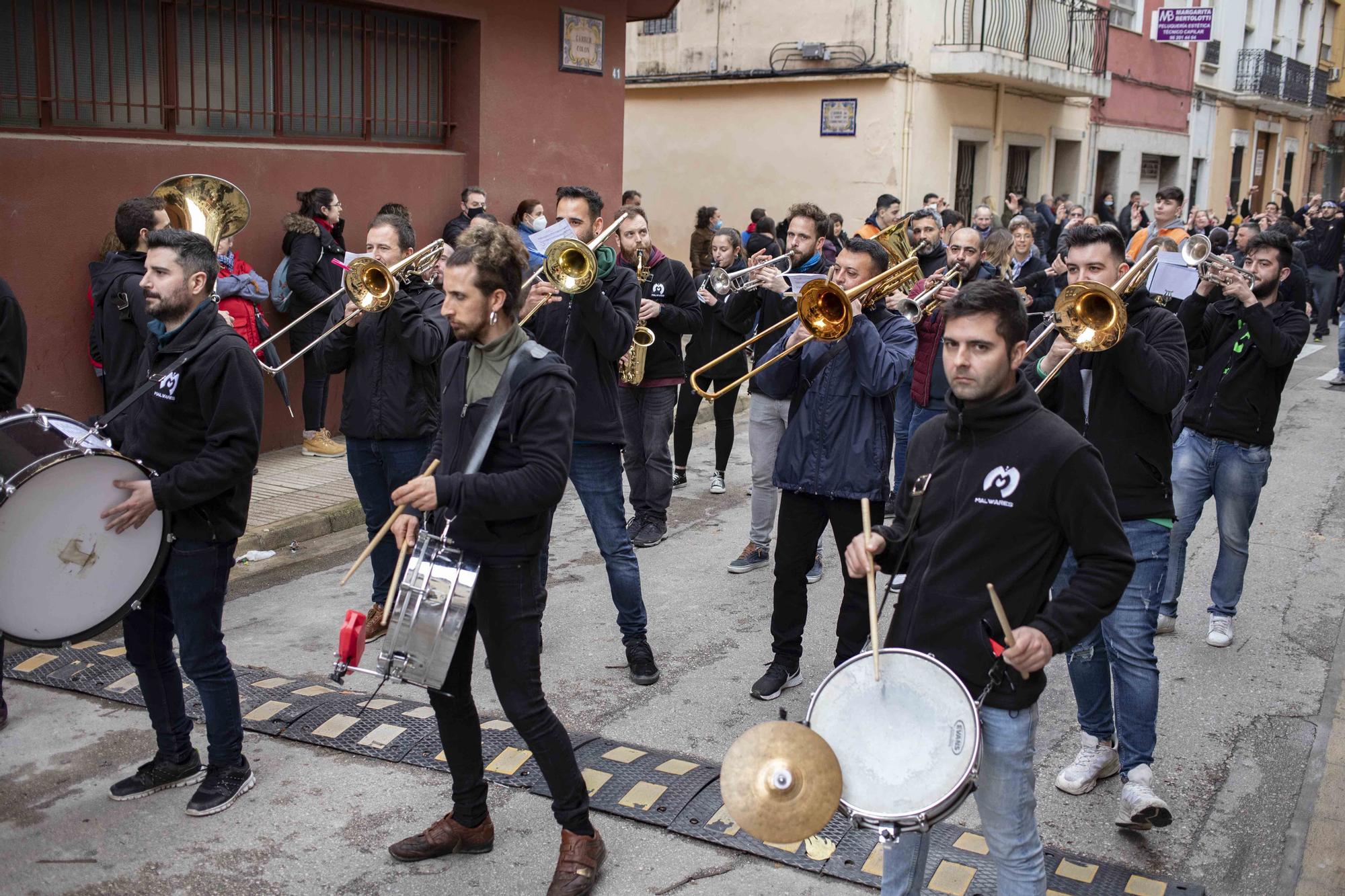 Los tradicionales pasodobles falleros vuelven a las calles de Alzira