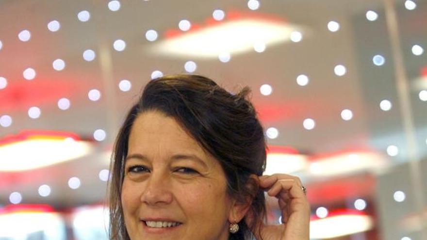 La directora de la feria internacional de Arte ARCO, Lourdes Fernández, comenta en una entrevista con Efe, que la crisis económica, que también estará presente en la próxima edición de la feria, no debe ocultar el gran esfuerzo que están haciendo las 250 galerías participantes.