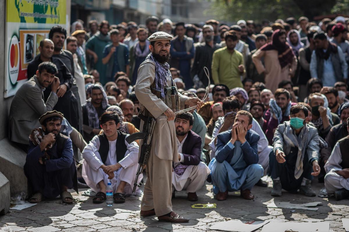Els talibans castiguen a fuetades més d’una desena de persones per «crims morals»