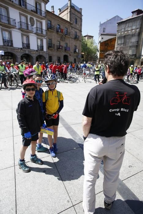 Celebración del Día de la Bicicleta en Avilés