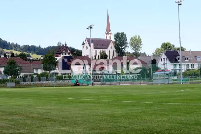 Así es el hotel y las instalaciones del Valencia CF en Suiza