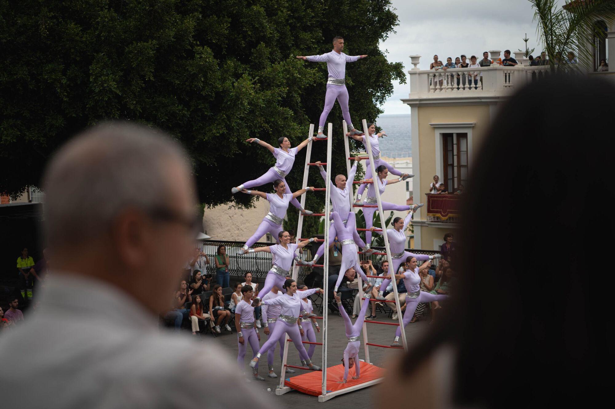 Los Acróbatas, en la Bajada de La Palma