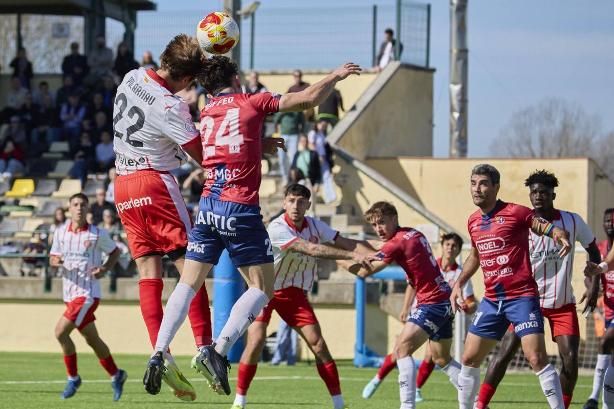 20260222 Futbol Girona B - Olot a Vidreres