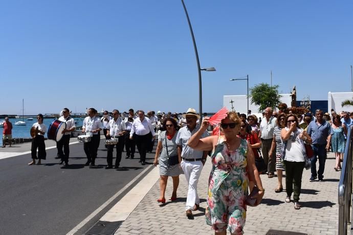 San Ginés, procesión con traca de calor a 30 grados