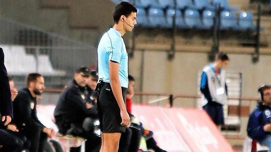 Samir Amar Ahmed, colegiado melillense que dirigirá el encuentro entre el Córdoba CF y el Juventud Torremolinos de Copa RFEF.