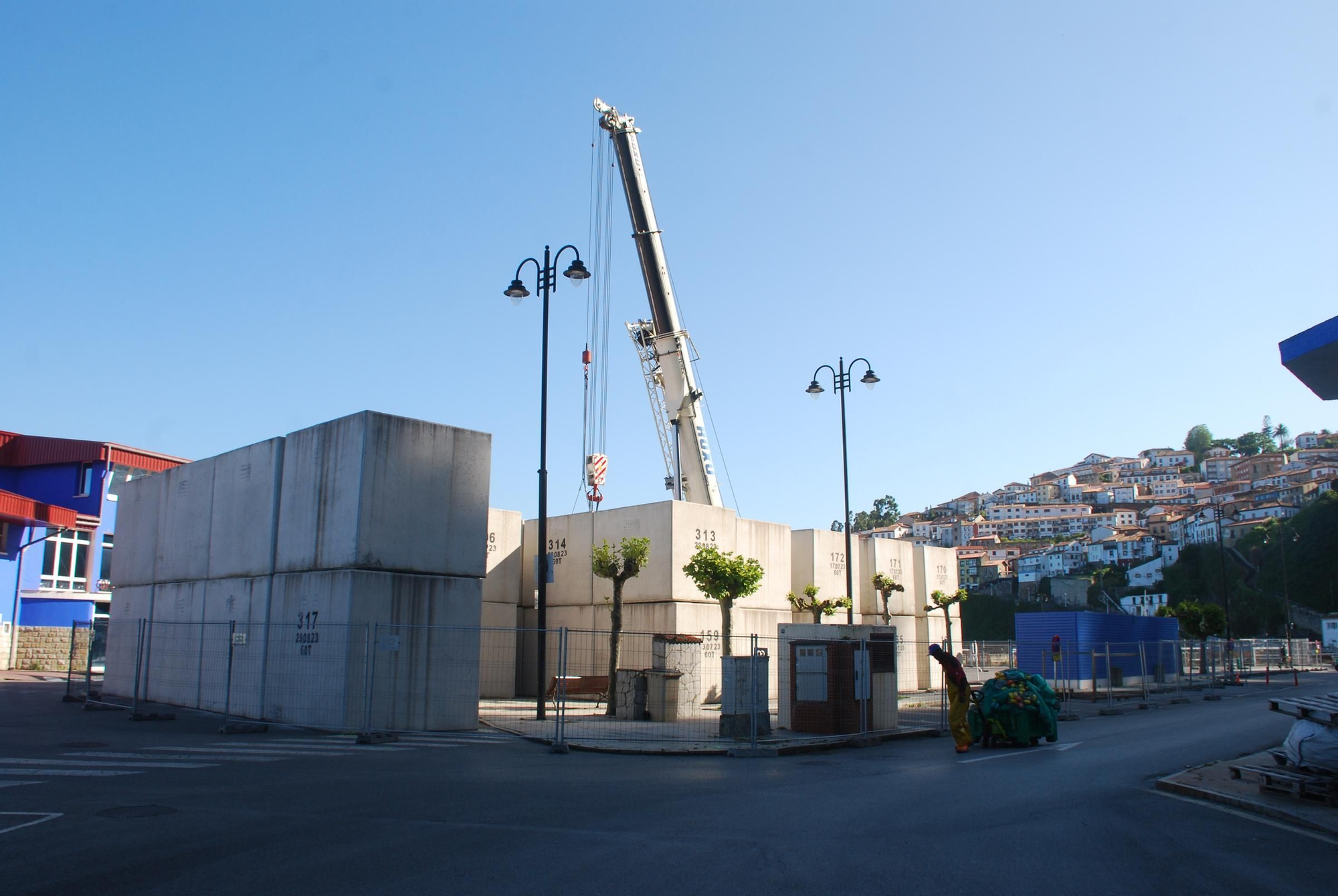 Obras en el puerto de Lastres
