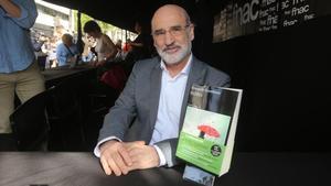 Fernando Aramburu, en  Barcelona, en la presentación de su novela ’Patria’. 