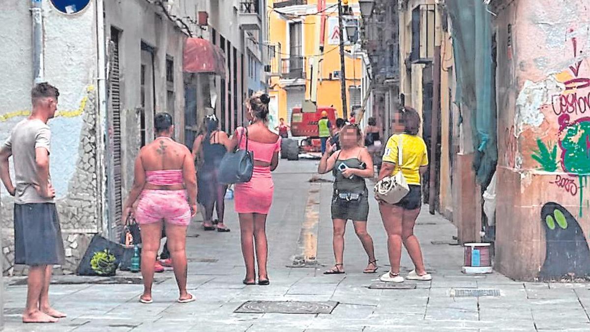Imagen tomada esta semana en el barrio chino de València.