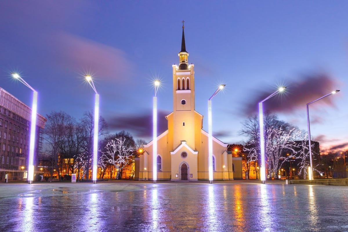 Freedom Square, Tallin