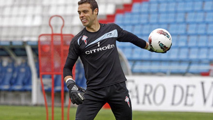 Sergio recuperará la titularidad tras ser suplente en el clásico del fútbol gallego