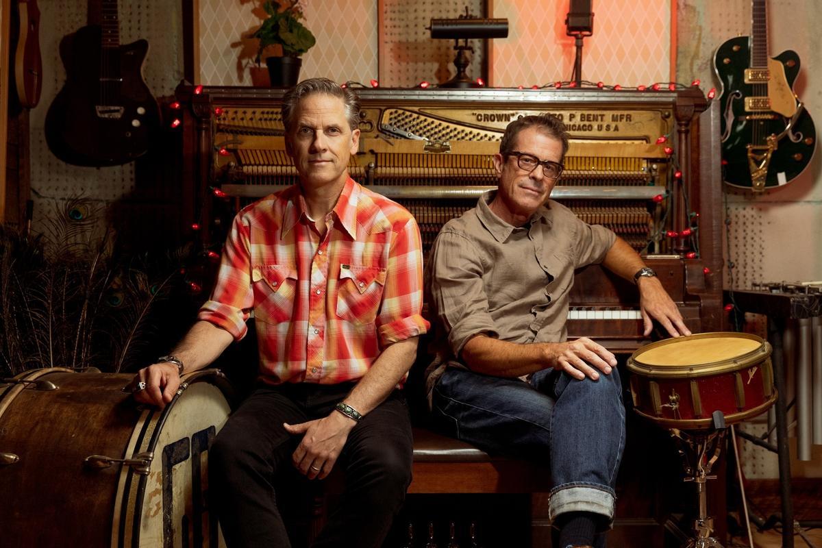 Los líderes de Calexico.