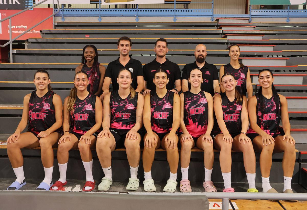 Totes les fotos del primer entrenament del Manresa CBF al Congost