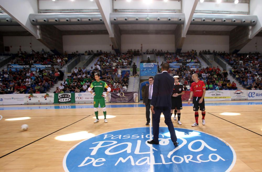 El Palma homenajea al Mallorca ganando al Barcelona