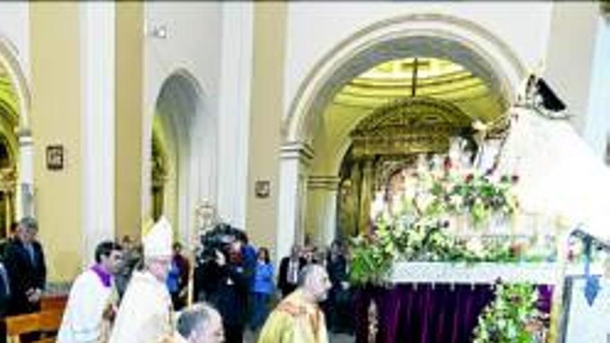 Celebran el 500 aniversario de Santa Teresa