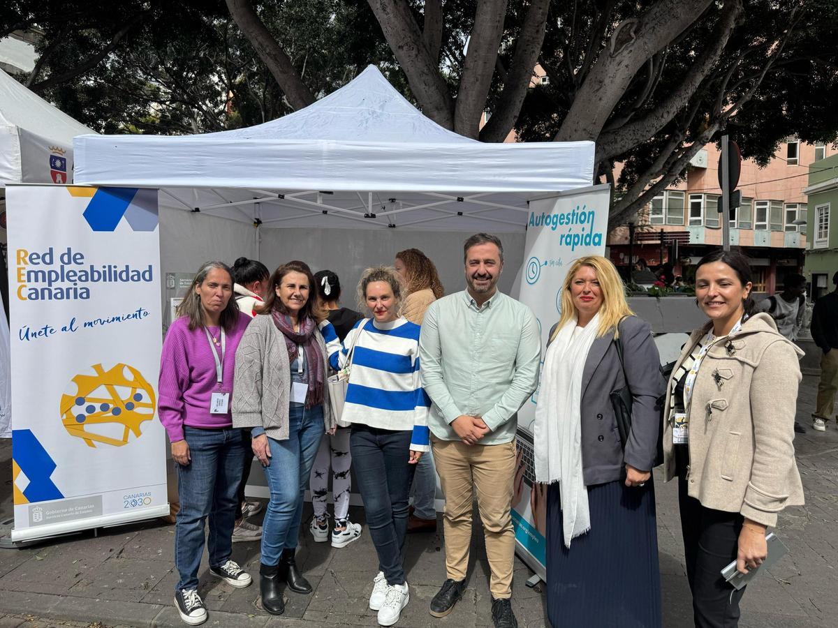La Feria de Formación Profesional y Empleo conecta a los estudiantes de Telde con su futuro laboral