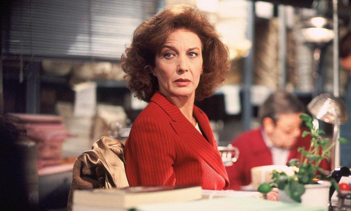Marisa Paredes, la escritora que protagoniza 'La flor de mi secreto'.