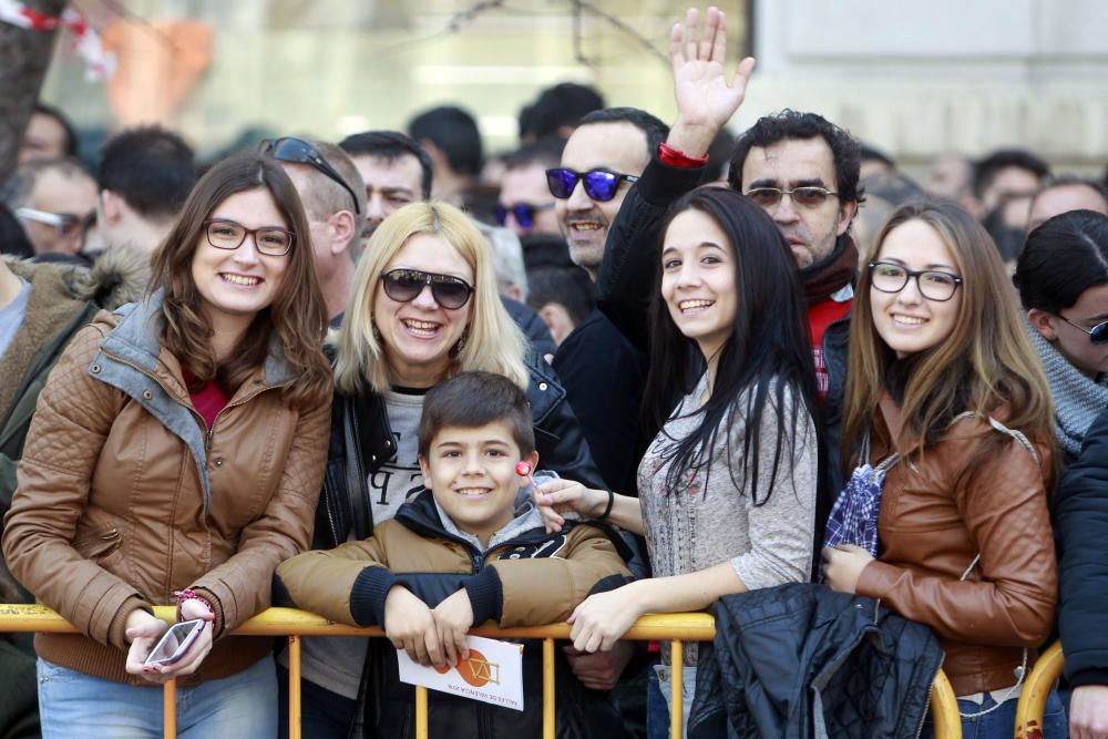 Búscate en la mascletà del 12 de marzo