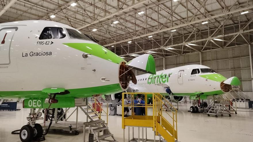 Binter recibe el Canarias el primer Embraer que volará a Madrid.